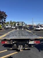 FREIGHTLINER BUSINESS CLASS M2 106