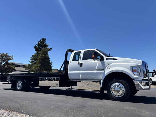 FORD F650 XLT SD