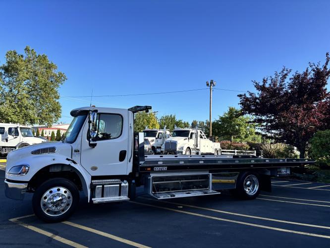 FREIGHTLINER BUSINESS CLASS M2 106