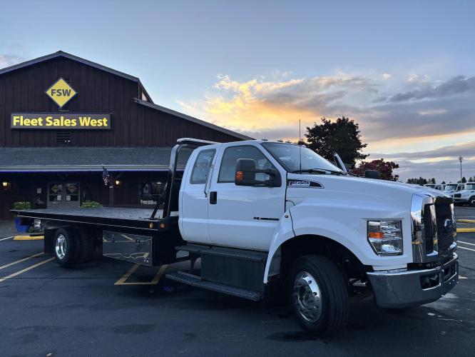 FORD F650 XLT SD