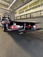 FREIGHTLINER BUSINESS CLASS M2 106 PLUS