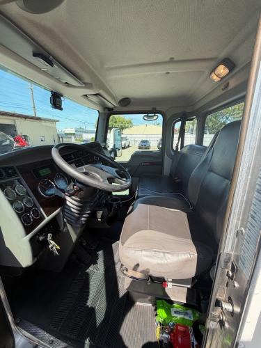 KENWORTH T270
