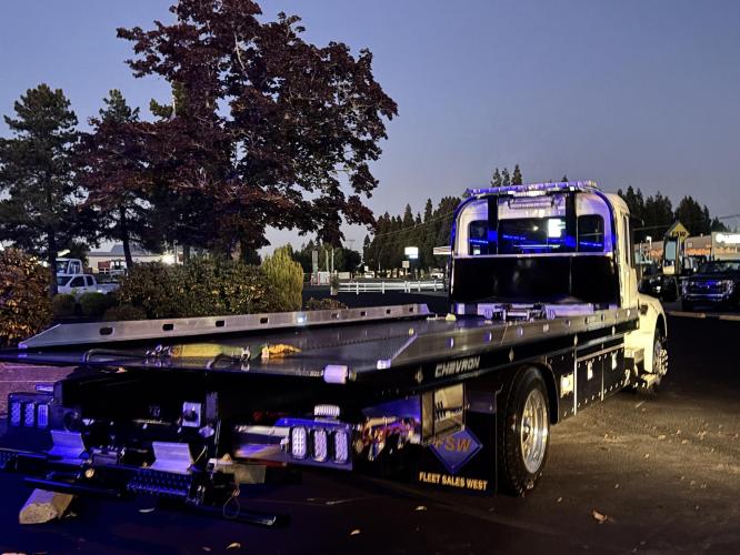 PETERBILT 536