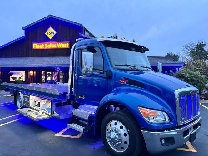 PETERBILT 536