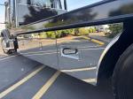 FREIGHTLINER BUSINESS CLASS M2 106 PLUS