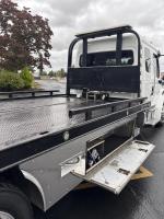 FREIGHTLINER BUSINESS CLASS M2 106