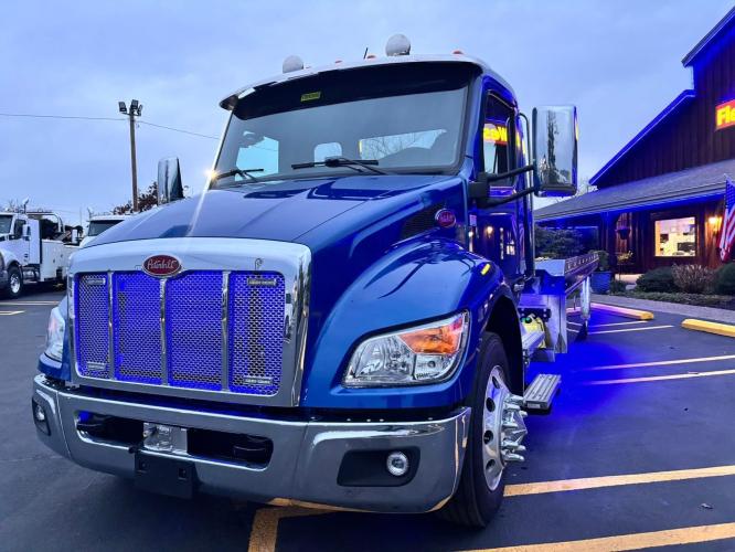 PETERBILT 536