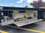 FREIGHTLINER BUSINESS CLASS M2 106 PLUS