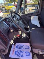 FREIGHTLINER BUSINESS CLASS M2 106