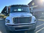 FREIGHTLINER BUSINESS CLASS M2 106