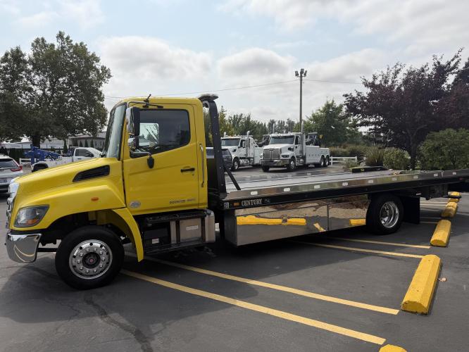 HINO 258ALP