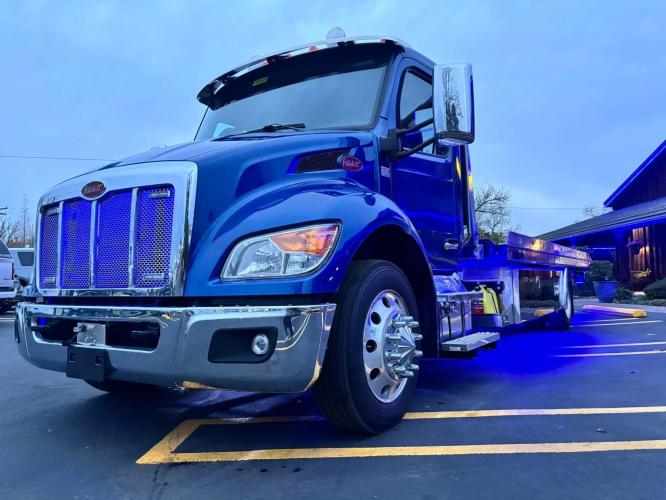 PETERBILT 536