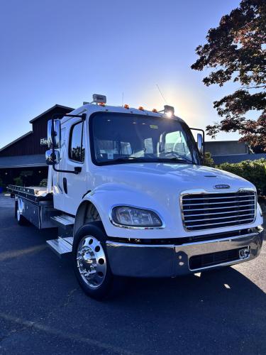 FREIGHTLINER BUSINESS CLASS M2 106