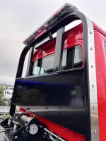 FREIGHTLINER BUSINESS CLASS M2 106 PLUS