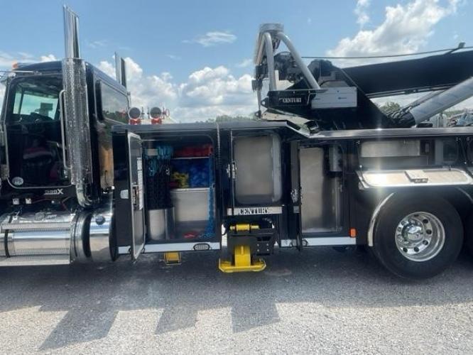 PETERBILT 389