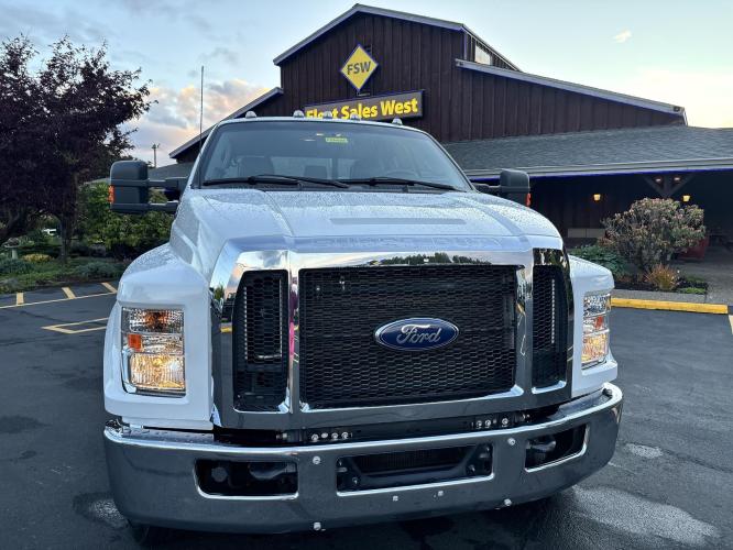 FORD F650 XLT SD