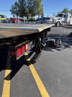 FREIGHTLINER BUSINESS CLASS M2 106