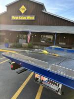 FREIGHTLINER BUSINESS CLASS M2 106 PLUS