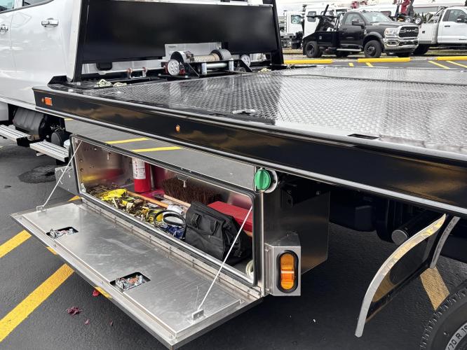 CHEVROLET SILVERADO 5500HD