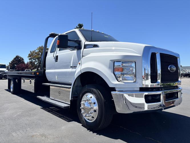 FORD F650 XLT SD