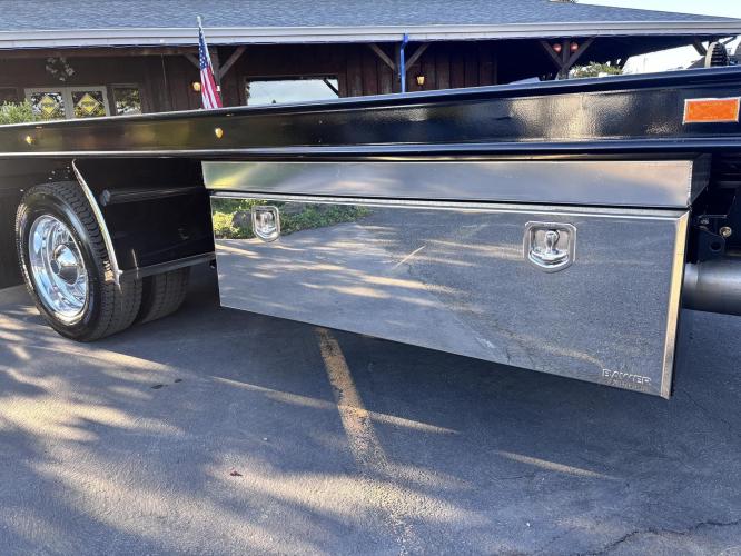 CHEVROLET SILVERADO 5500HD