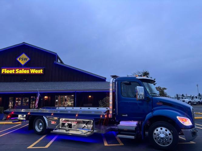 PETERBILT 536