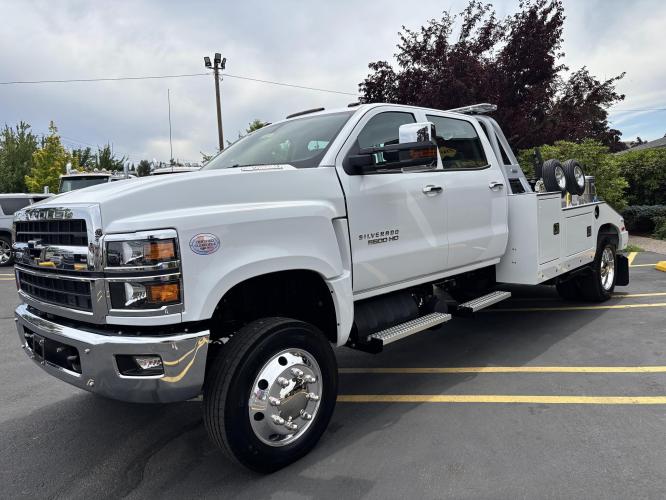 CHEVROLET SILVERADO 5500HD
