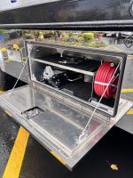 FREIGHTLINER BUSINESS CLASS M2 106 PLUS