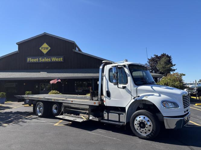 FREIGHTLINER BUSINESS CLASS M2 106