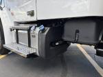 FREIGHTLINER BUSINESS CLASS M2 106 PLUS