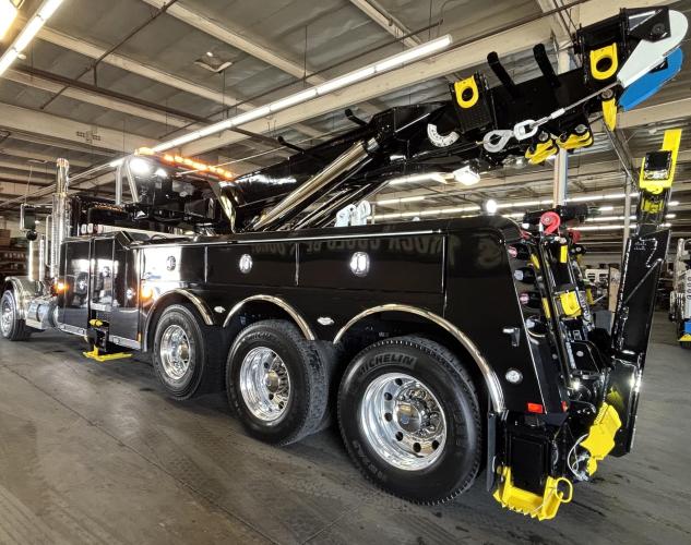PETERBILT 389