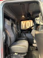 PETERBILT 389
