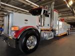 PETERBILT 389