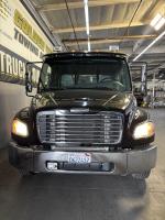 FREIGHTLINER BUSINESS CLASS M2 106