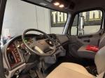 FREIGHTLINER BUSINESS CLASS M2 106