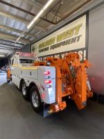 FREIGHTLINER BUSINESS CLASS M2 106