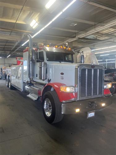 PETERBILT 389