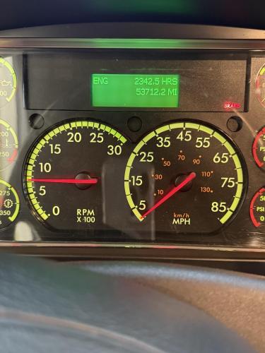 FREIGHTLINER BUSINESS CLASS M2 106