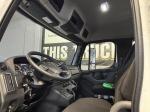 FREIGHTLINER BUSINESS CLASS M2 106 PLUS