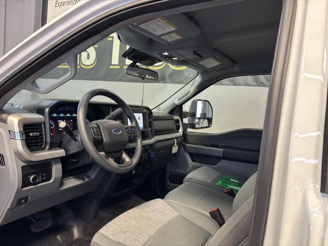 FORD F550 XLT