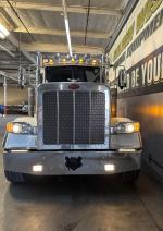 PETERBILT 389