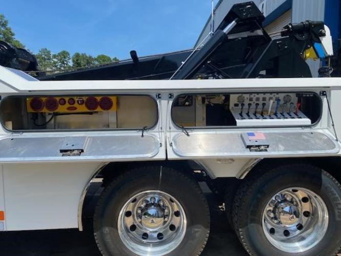 PETERBILT 567