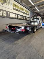 FREIGHTLINER BUSINESS CLASS M2 106