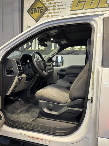 FORD F600 XLT