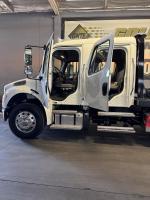 FREIGHTLINER BUSINESS CLASS M2 106