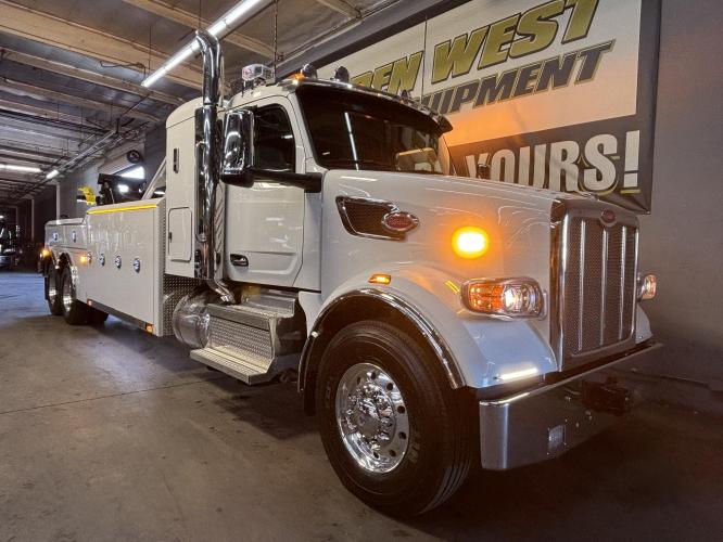 PETERBILT 567