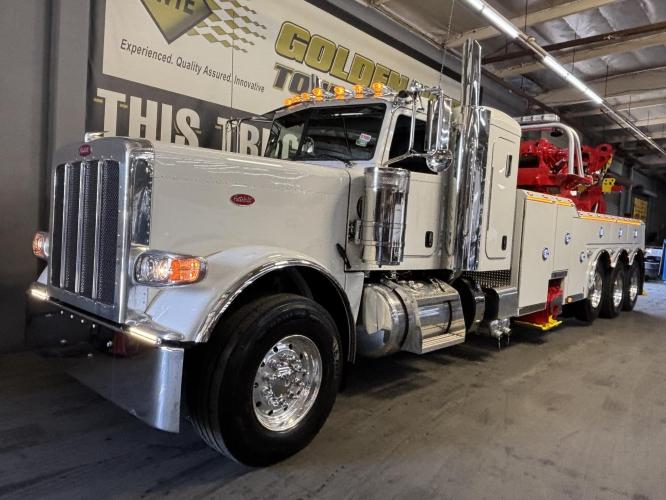 PETERBILT 389