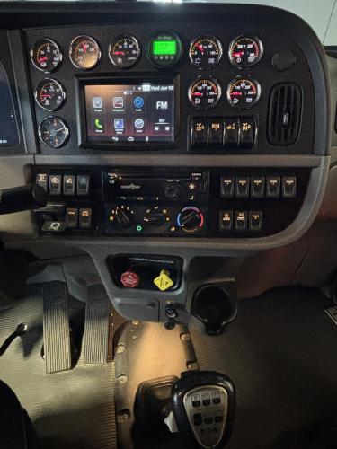 PETERBILT 389