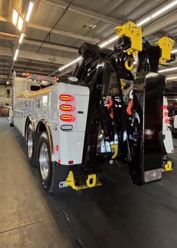 PETERBILT 567