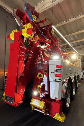 PETERBILT 389